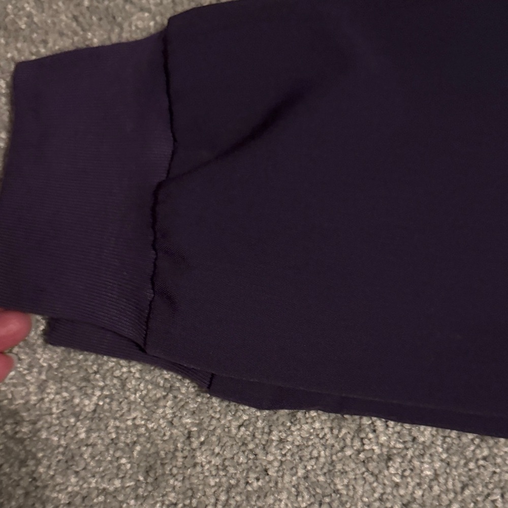 Purple Figs Scrub Pants, never worn or washed - Picture 4 of 6